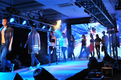 2012万纯牛仔“财富.聚享”全国巡回招商会-贵州站