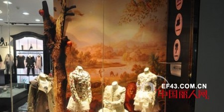 DIZAI:以森林为背景的奇幻橱窗,带你走进童话王国