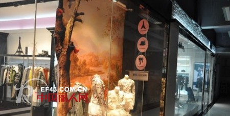 DIZAI:以森林为背景的奇幻橱窗,带你走进童话王国