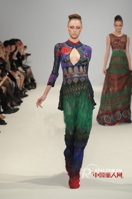 深圳时装军团再度亮相伦敦时装周，掀起绚丽的“中国深圳时尚风”