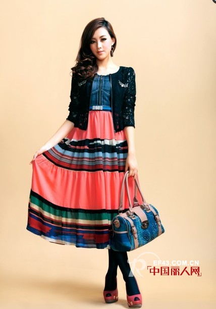可媚时尚女装2012秋季  浓浓的条纹风