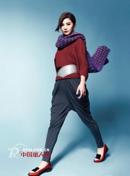 蔡卓妍拍摄Joy & Peace全新2012秋冬系列广告