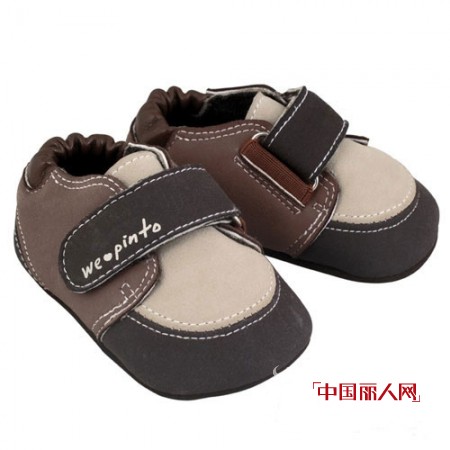 品优马健康童鞋   专注于优质面料与舒适鞋底的搭配