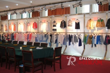 哥曼诗品牌童装2013年春夏订货会即将盛大召开