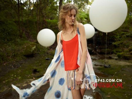 Sass&Bide街头服饰品牌拓展其海外市场的零售业务