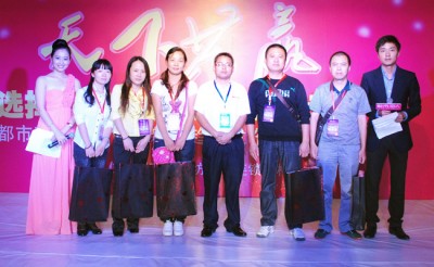 都市恋人“风尚之旅“2012秋冬武汉新品发布会圆满成功