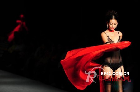 名师浪漫内衣展演压轴大连 不止是性感!