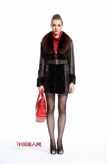 艾梅尼特品牌女装 让冬季变得多资多彩