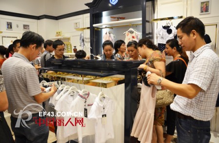 “童时代.赢未来” 小百亨童装2013夏季新品发布会暨战略峰会圆满成功