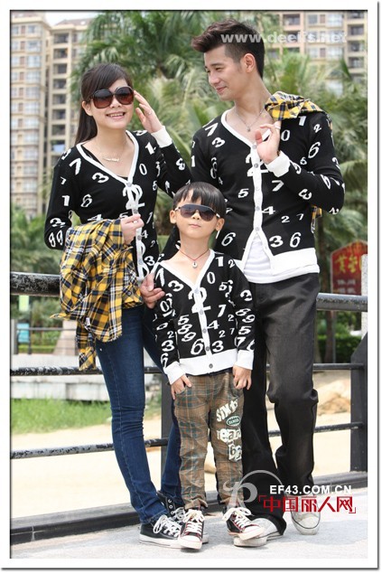 优雅迪丽,丝丝动感——迪丽丝亲子装