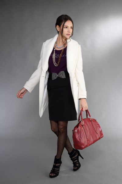 初秋OL搭配  用水彩淡色衬托出清丽气质