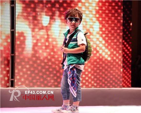 海崴潮流童装2013春夏新品  再次带来全新的视觉盛宴