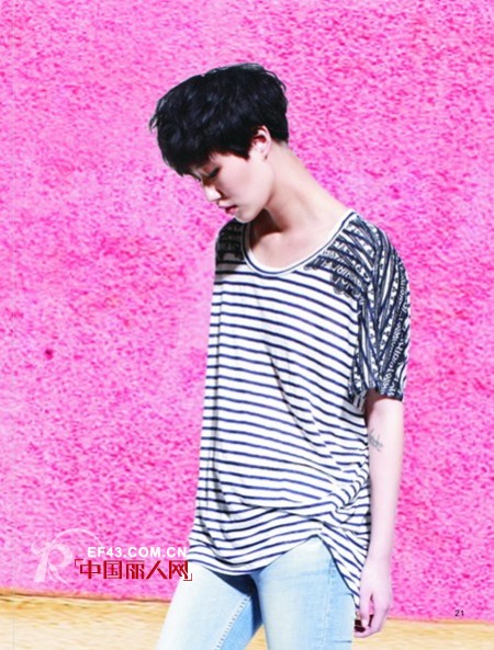 热烈祝贺法国时尚女装“AITU 艾托奥”广西北海市和安商港专卖店盛大开业