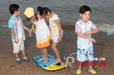 沐阳童引领儿童英伦风格潮流  跑在时尚最前沿