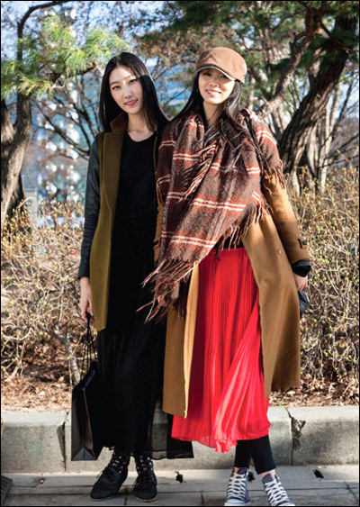 秋日巧搭配 看德国潮人硬朗民族风