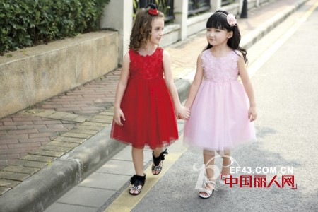 卡莎梦露童装  让女孩享受公主般的生活情调