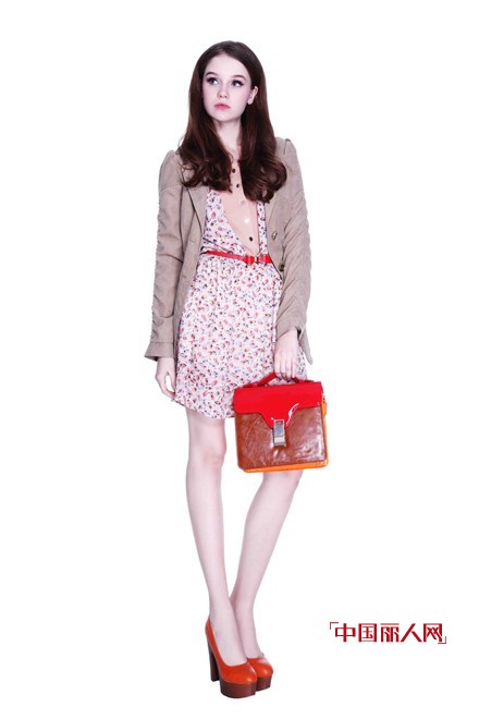 BETU百图时尚女装  假期出游里最美的风景线