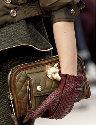 Burberry巴宝莉品牌停止中国一家工厂的生产