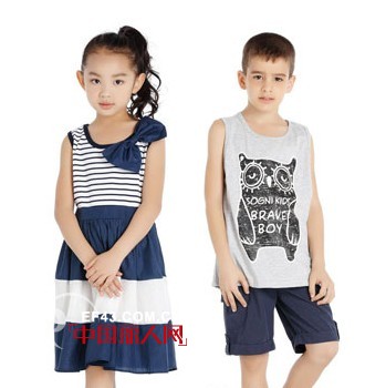 卓维乐童装  给孩子的身躯一个最细致的保护