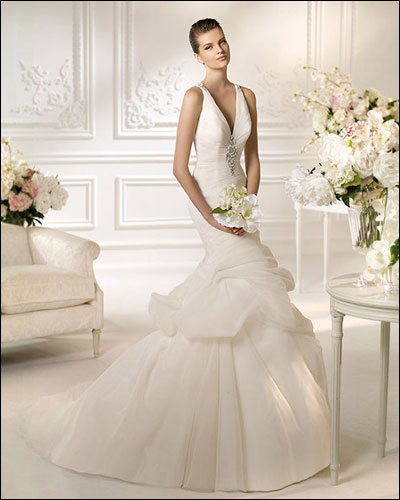 White One 2013春夏新款婚纱  浪漫公主梦