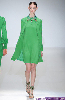 GUCCI 色彩缤纷 让假日心情纵情放飞