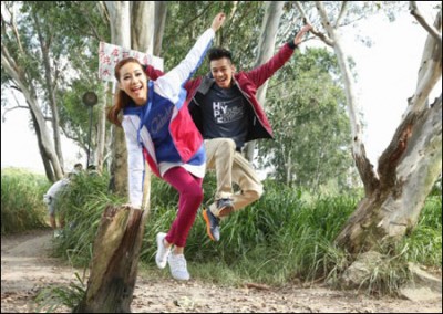 香港名人周柏豪吴雨霏演绎adidas 2012秋冬系列服饰