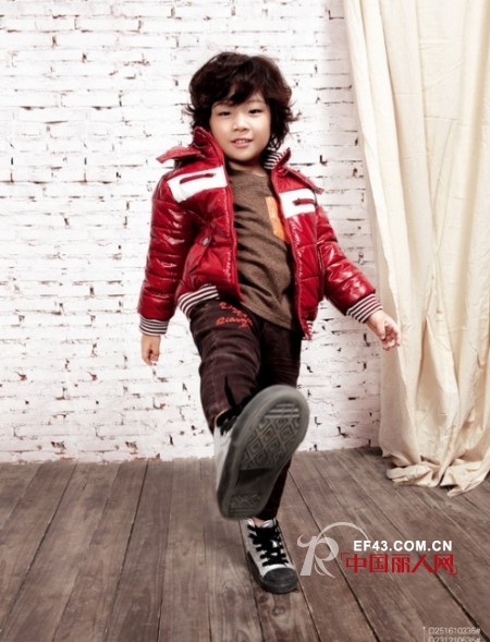 翘嘴蛇时尚童装 让孩子更有勇气与自信