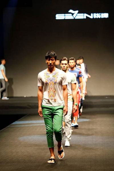 以信心,赢未来——柒牌2013春夏新品订货会圆满落幕