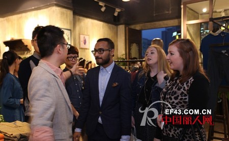 时尚男装品牌INTREX宁波开明街旗舰店盛大开业