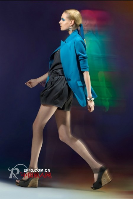 中国的台绣女装 世界的艺术服装