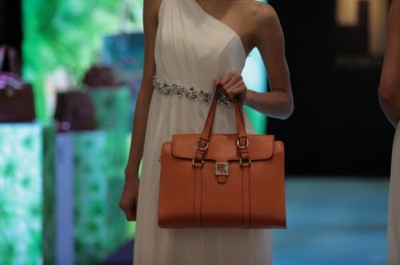 奢华皮具品牌POWERLAND【PLD】“爱在金秋华丽邂逅”秋冬新品秀