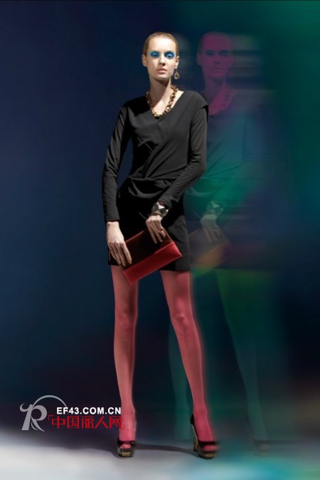 TGGC台绣女装 中国传统手工刺绣的精髓