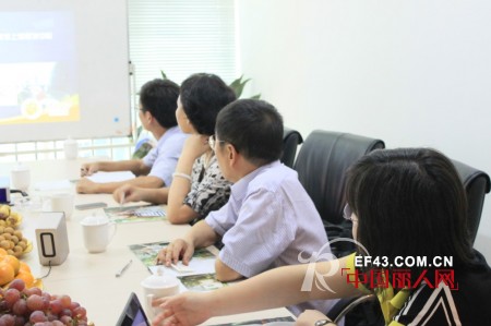 贝贝依依童装引起浙江省民营经济研究中心关注