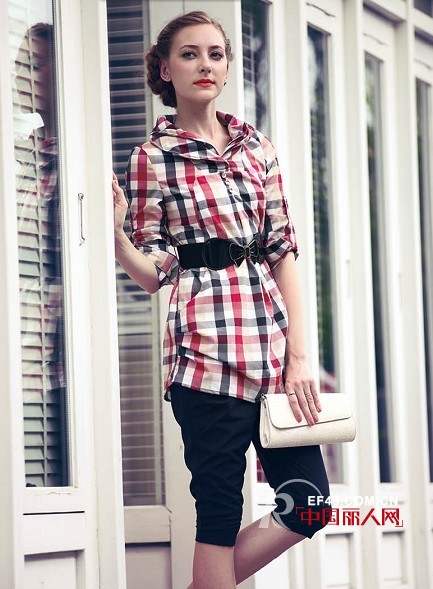 月笑纱女装 打造温婉女子的雅致与美好