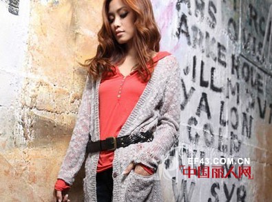 超劲爆热门配饰!秋装腰带打造S型性感身材