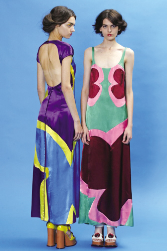 2013服装流行趋势 抢眼的花卉图案