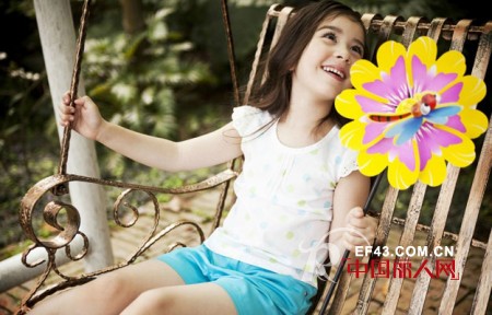 爱佳儿童装  挖掘内心深处的美丽