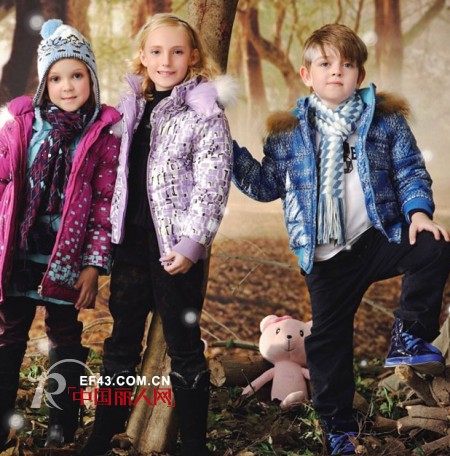 可米熊品牌童装 带来英伦风的经典和时尚