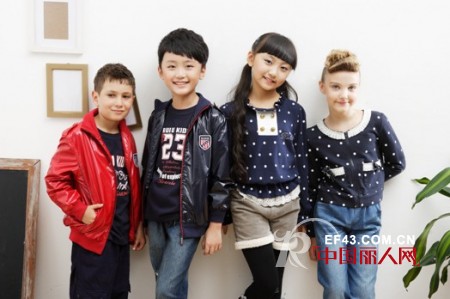 小猪噜噜恭祝大家中秋国庆双节快乐!