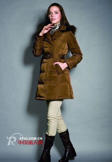 德业品牌羽绒服 打造冬季温暖舒适穿衣体验