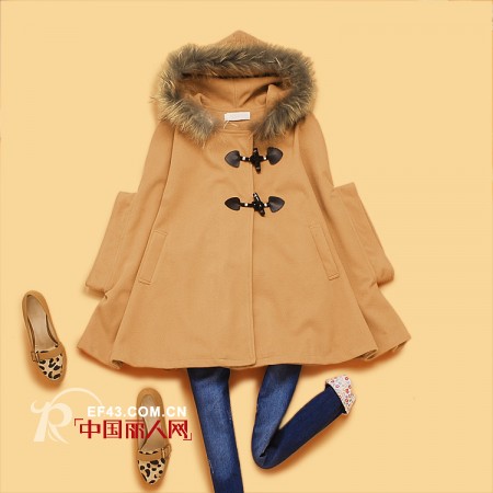 穿衣达人支招:冬装斗篷外套  粗腰手臂去无踪