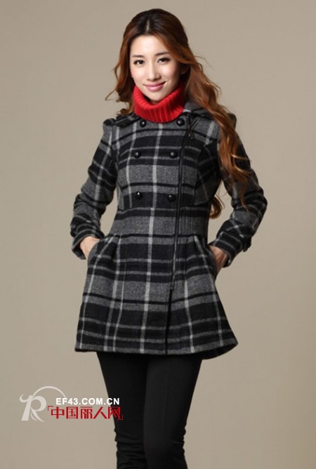 粉蓝衣橱浓情格纹羊毛呢裳  不爱繁复只要简约