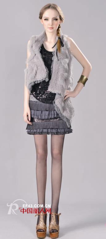 LuLualways女装年底衣装巧搭配  变身派对女王