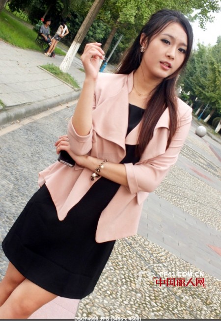 OVIL时尚女装 简约唯美倍显婉约气质