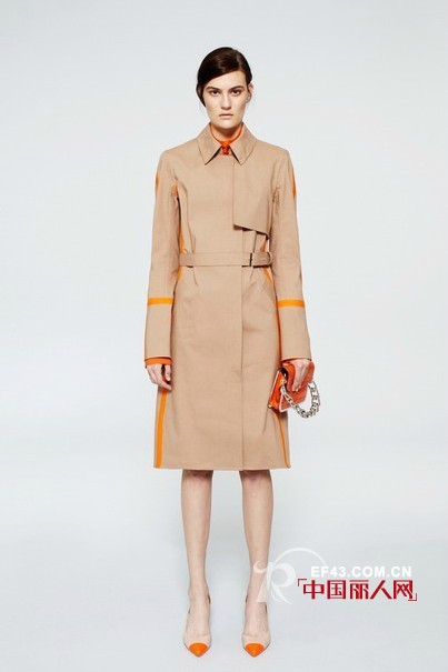 法舍尔Fasheer 优雅女装  满足时尚女性对精致生活的心灵感受