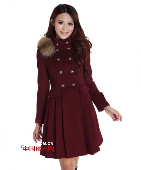 依蒙菲秋冬毛呢女装  轻盈飘逸一整季
