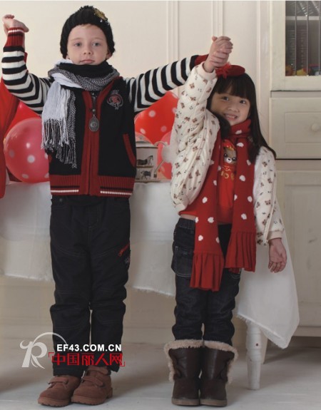 力果时尚童装  多彩缤纷引领国际童装趋势