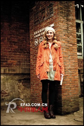 IVVI品牌女装  演绎轻熟女的时尚混搭风