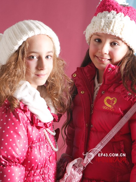 可可鸭新款童装 小女孩冬日扮萝莉必备