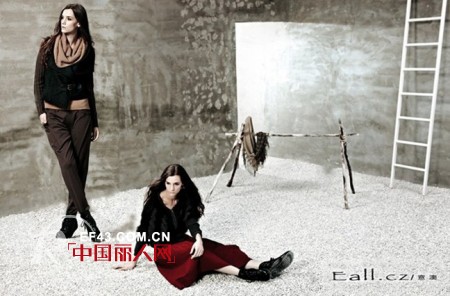 意澳品牌女装:女装店铺科学管理出效益